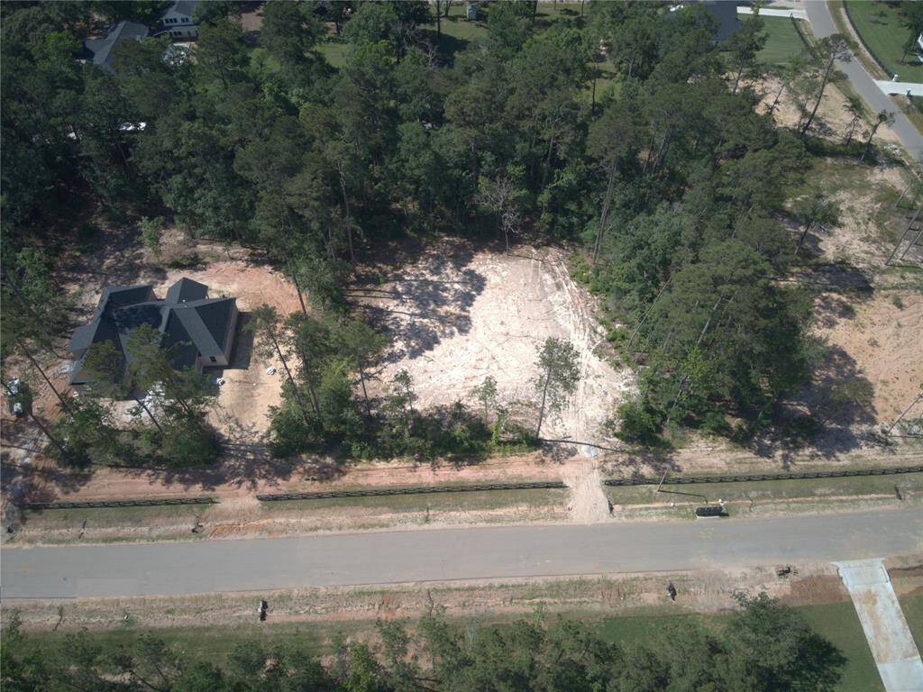 Beautiful 1 Acre Homesite ready to build with Hallmark!