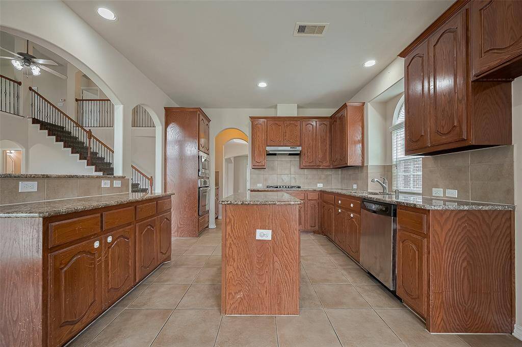 Breakfast Area/Kitchen
