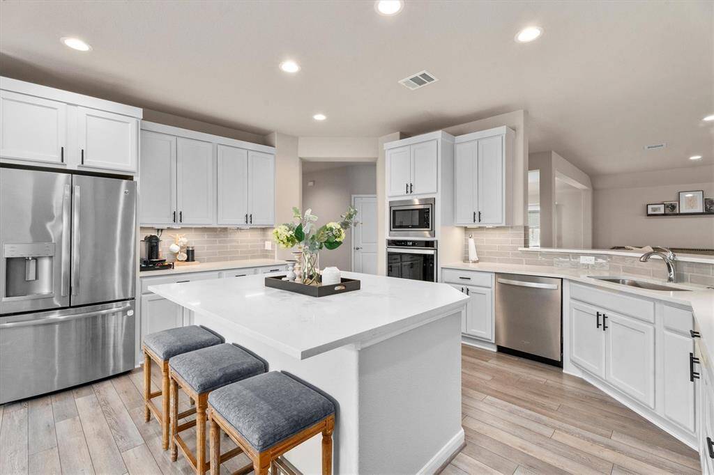 Kitchen with large center island