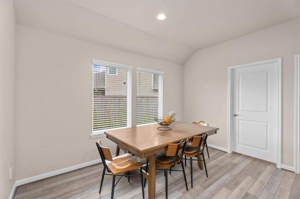 Breakfast Room