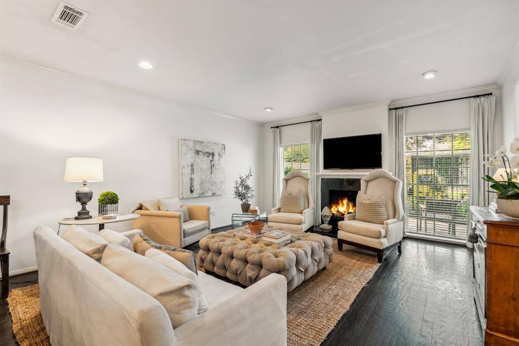 Another view of the spacious living room—plenty of room for all your furniture and more.