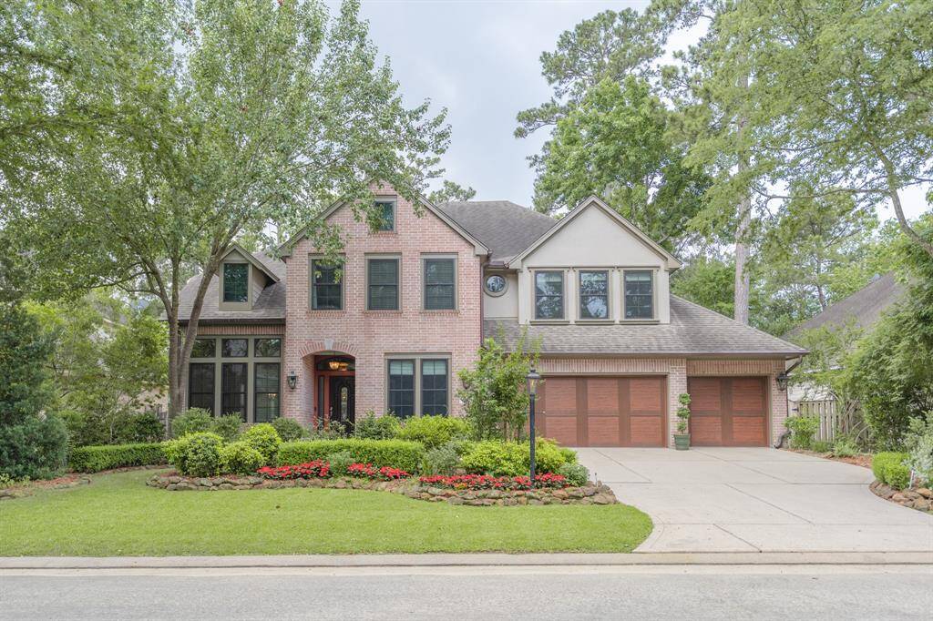 Welcome to 23 N. Plum Crest Circle!