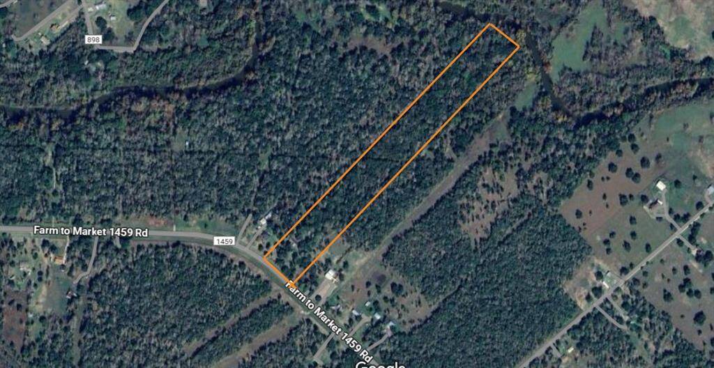 Bird’s Eye View of 15+ Acres in Brazoria CountyAerial view shows the full scale of this incredible 15.82-acre tract—ready for livestock, a family homestead, or your dream retreat along the San Bernard River.
