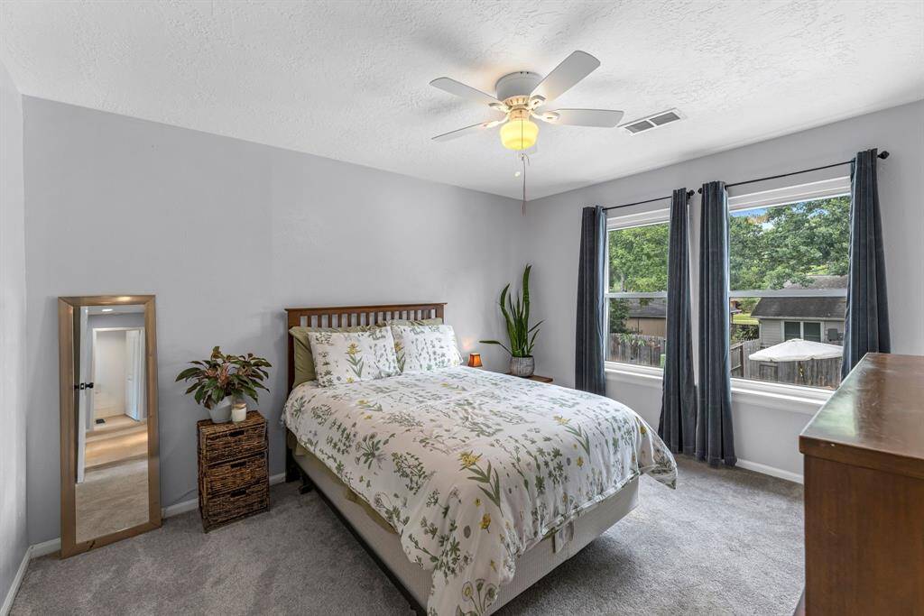 2nd bedroom upstairs