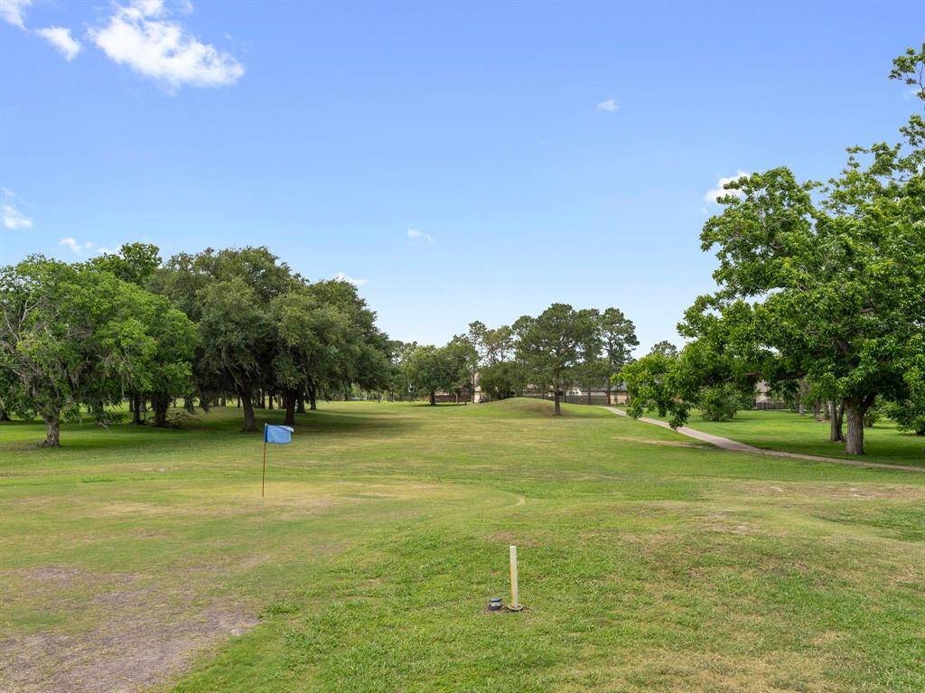 Community golf course
