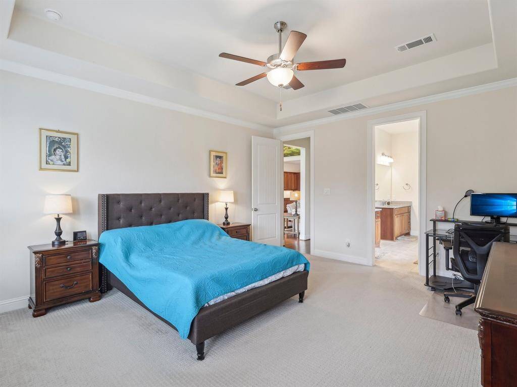 Primary Bedoom