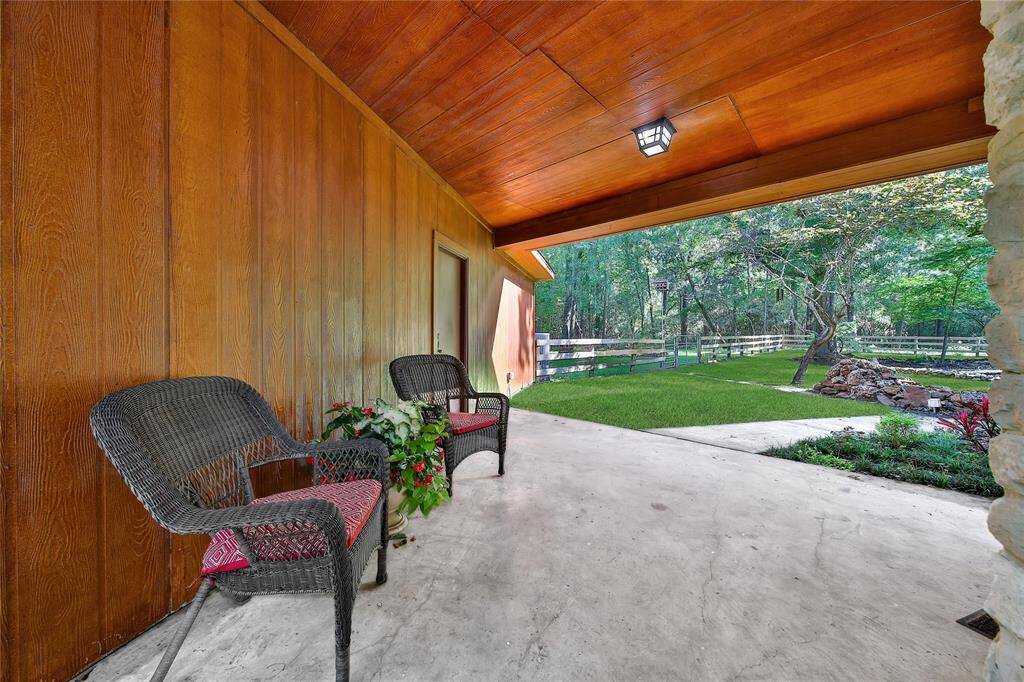 Breezeway from Garage to House