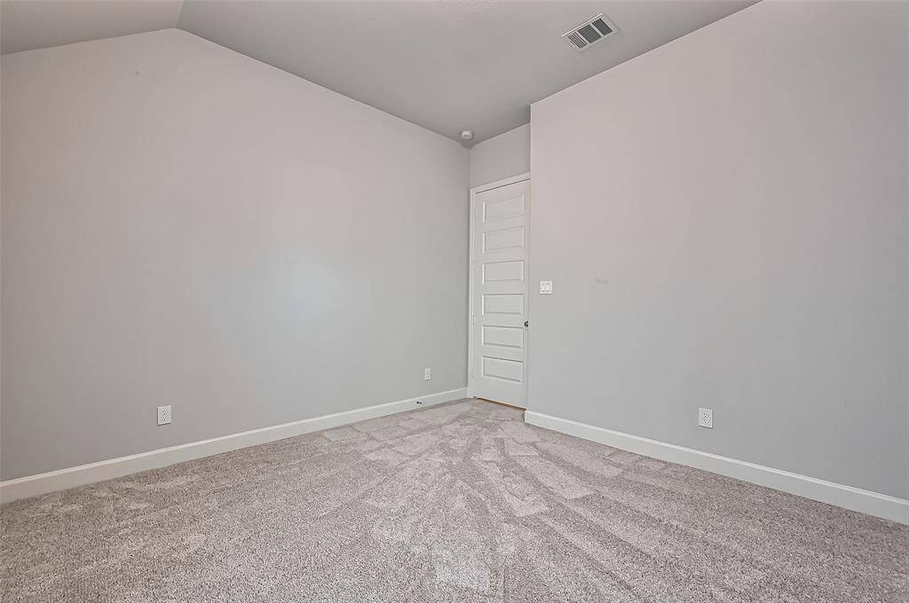 Secondary bedroom