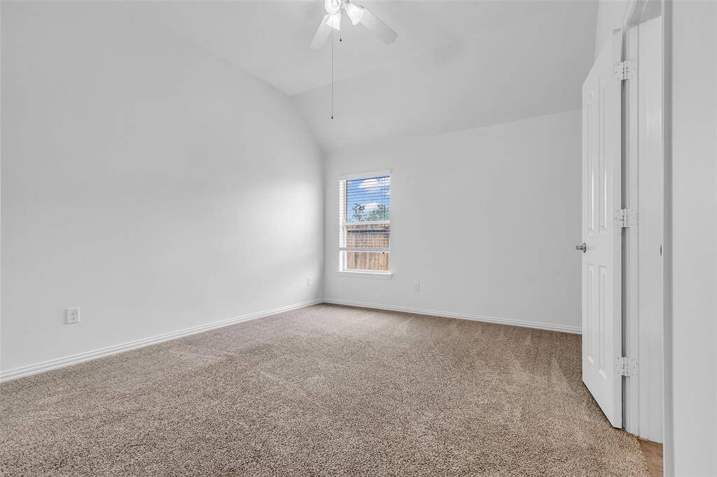 Nice Size secondary Bedrooms.