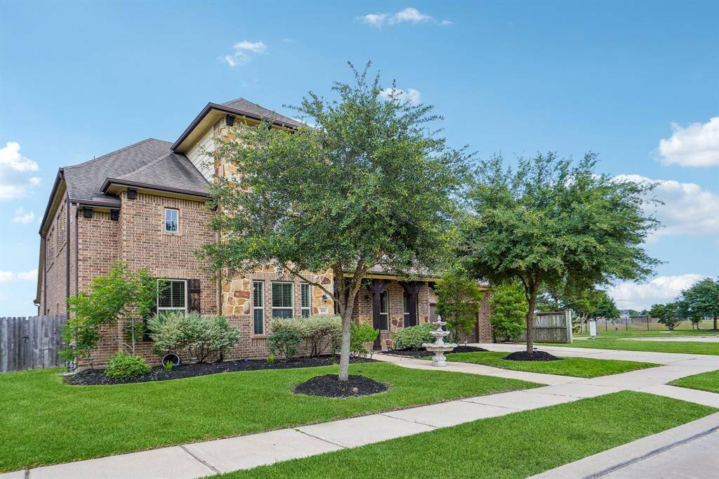 Cul-de-sac living in private gated section.
