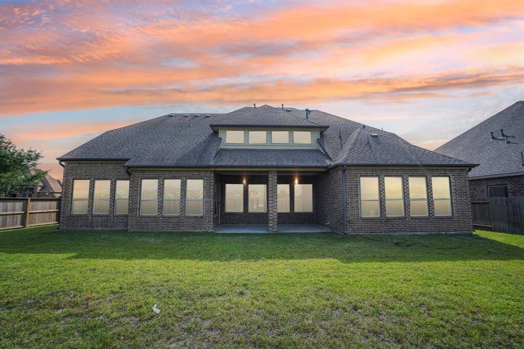 Over 11,000 SF lot offers you a blank canvas for the perfect outdoor retreat.