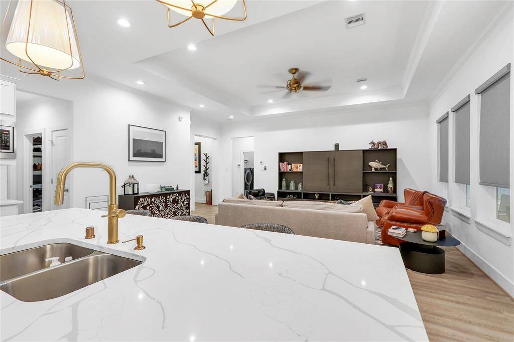 Awesome layout!