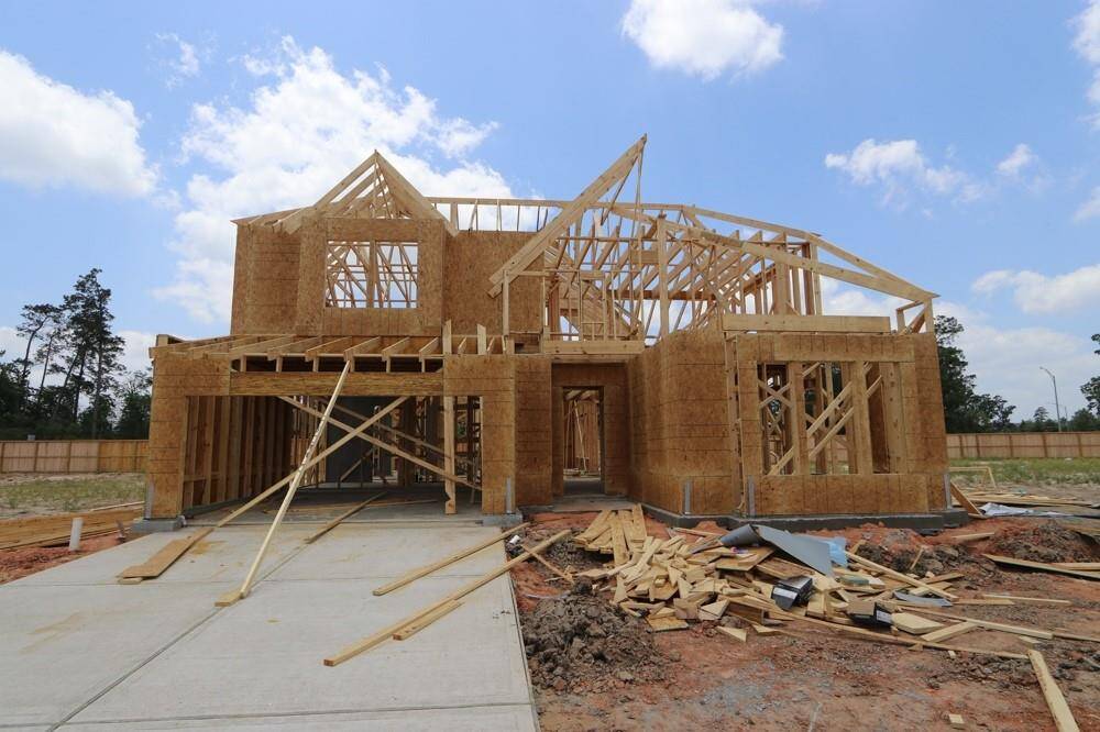 Let us show you how our advanced framing techniques have stood the test of time and allow more insulation for a quieter and more energy efficient home.