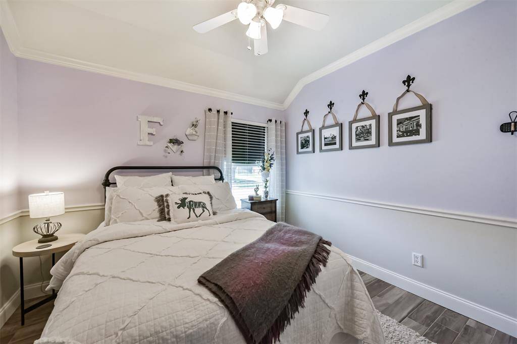 Second bedroom