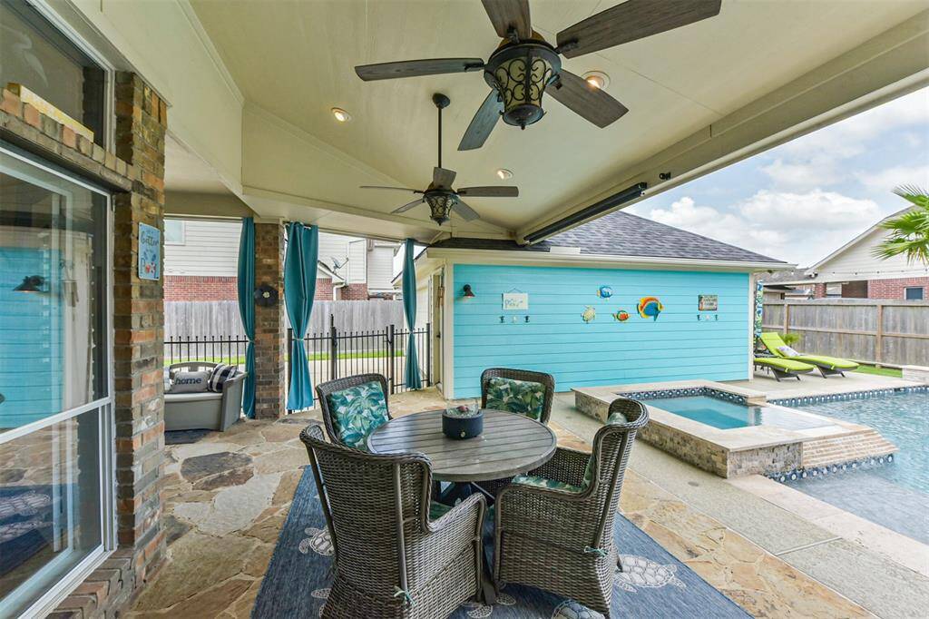 Unwind on the patio and savor casual dining. Great for entertaining.