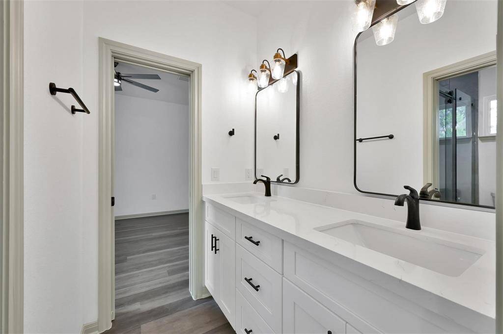 JACK AND JILL BATHROOM