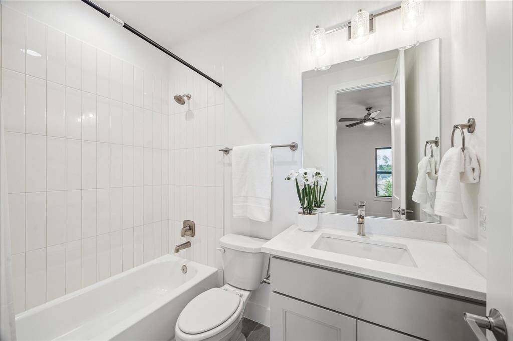 Ensuite Bath