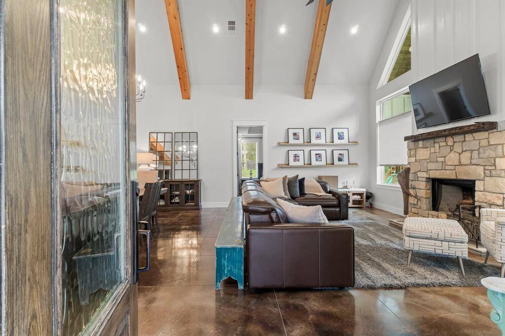 Come on in, check out the attention to detail!