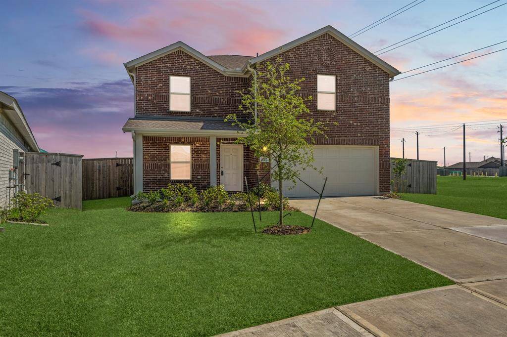 4240 Barrington Cove Lane is a Gorgeous Newly Built Home in Excellent Condition!