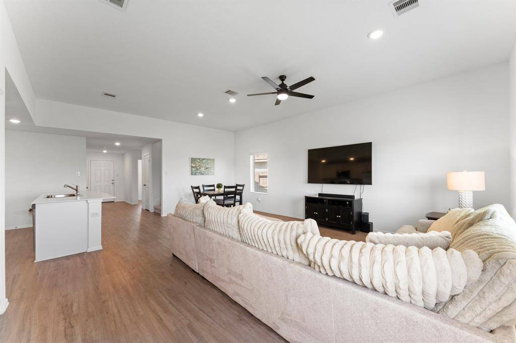 The perfect open concept floor plan!