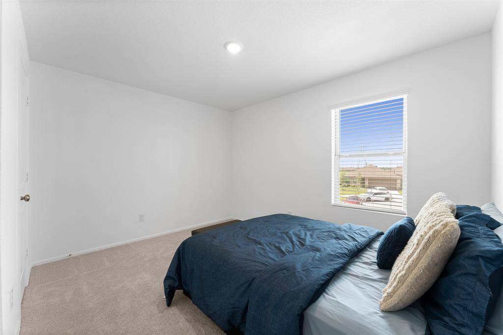 The 3rd secondary bedroom is also a nice size, easily can fit a full or queen bed!