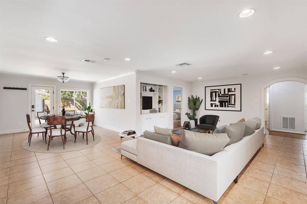Virtual Staging Representation.