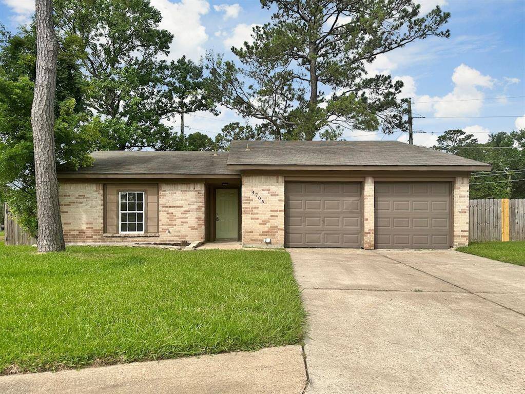 Welcome to 4706 Glendower