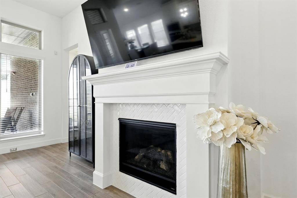 Family Room With Fireplace