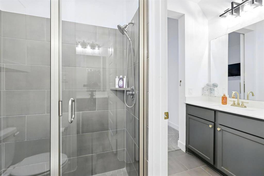 Secondary Bath