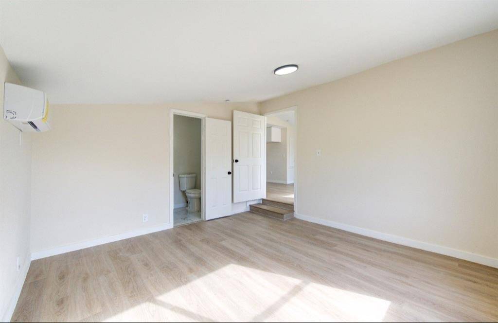 Primary Bathroom/ Closet