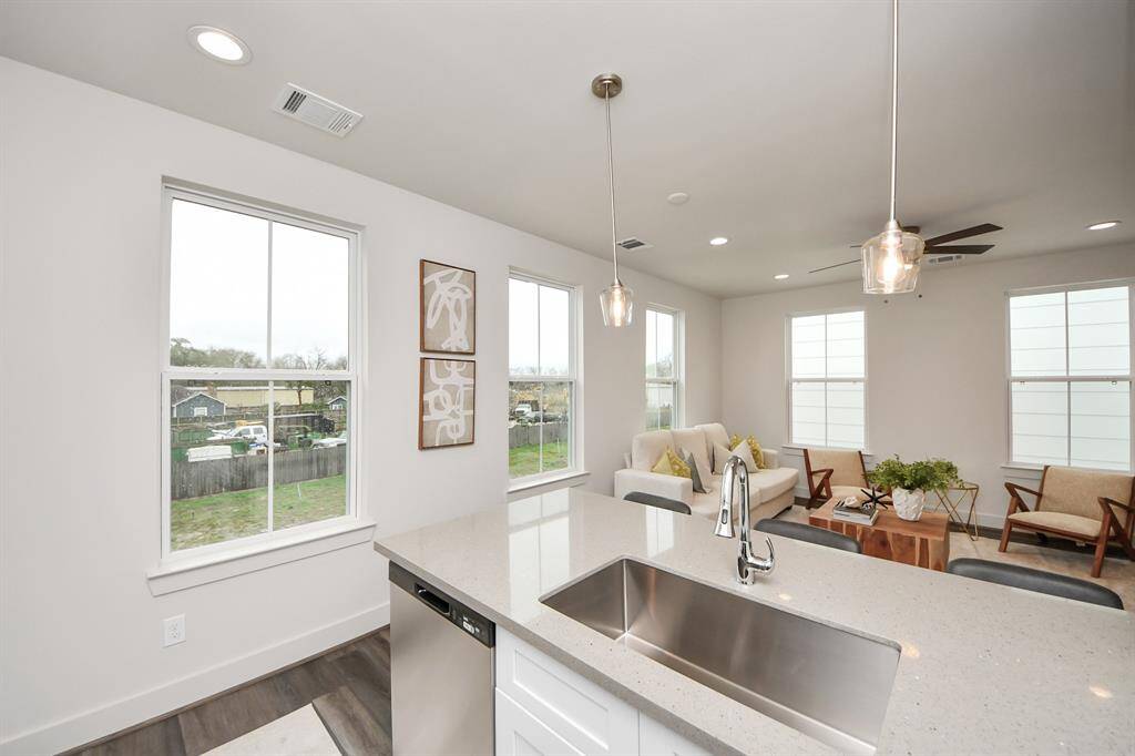 Deep kitchen sink.