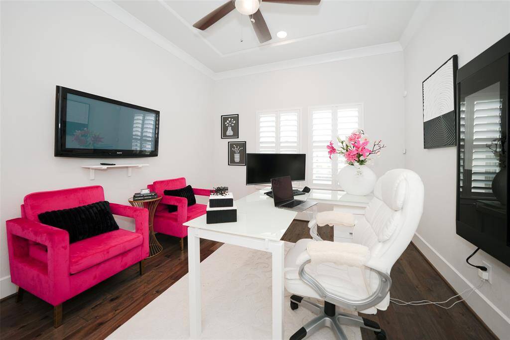 This versatile room is perfect for your needs, whether as a home office, gym, or creative space.