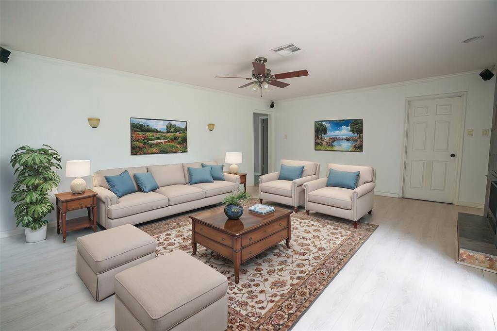 Den (virtual staging)