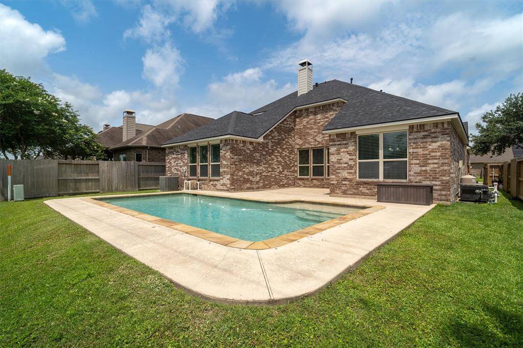 Ahhh, time to relax in your new pool with NO BACK NEIGHBORS! Lots of space back here with greenspace behind you!