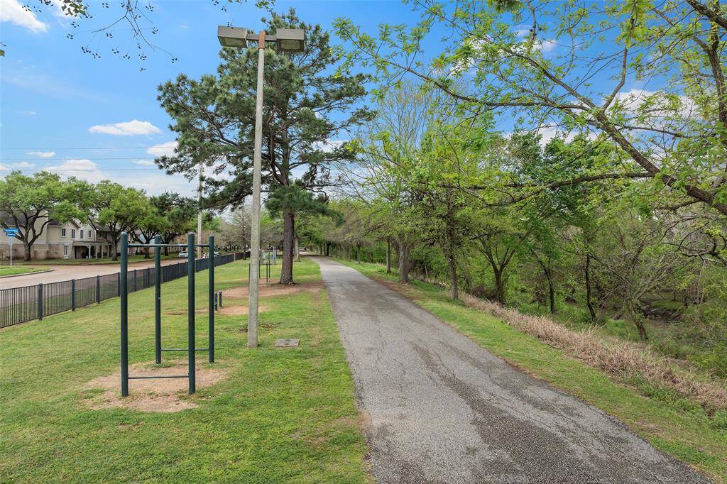 fitness areas-the trails have walkers, joggers, bikers, strollers, and off road trails.