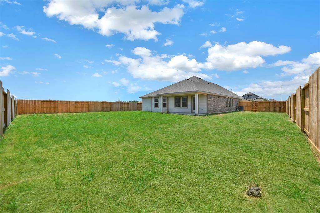 Look at that massive backyard!