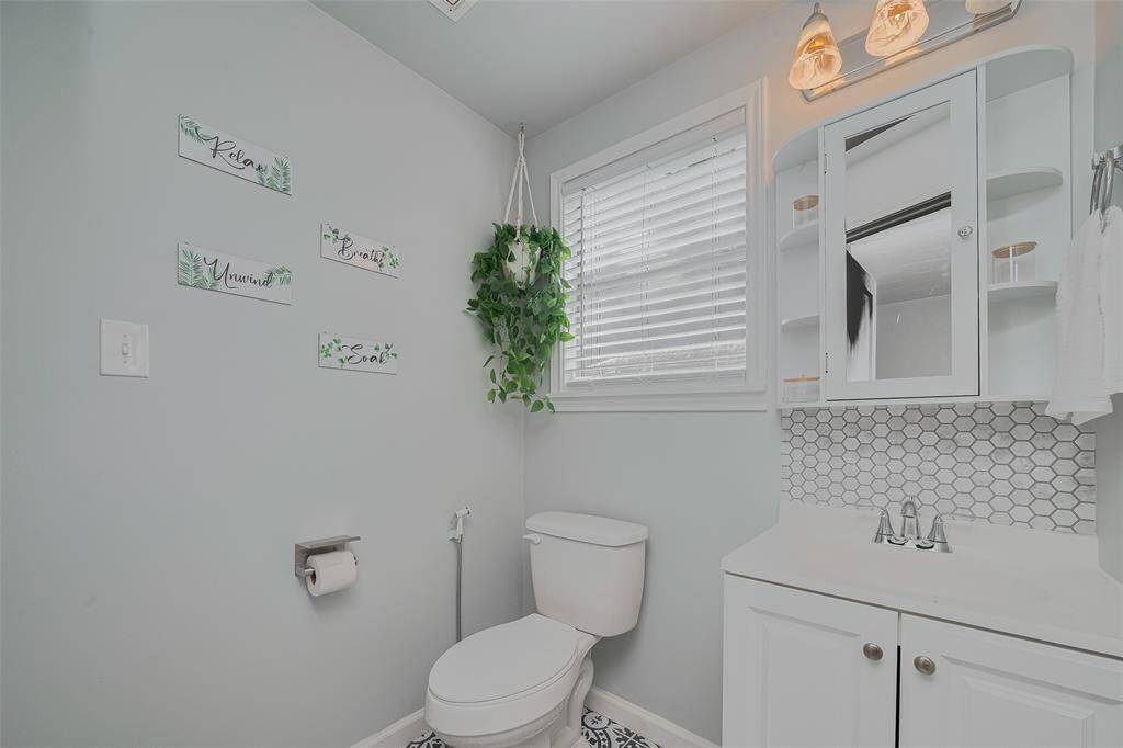 Full bathroom.