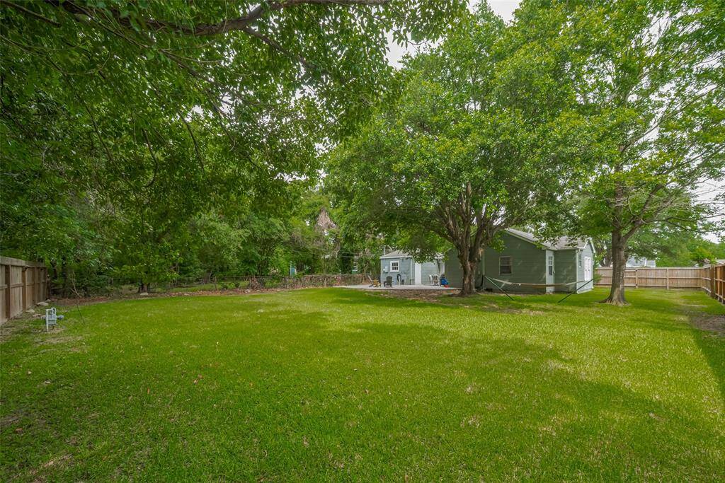 A Big, Beautiful Back Yard.