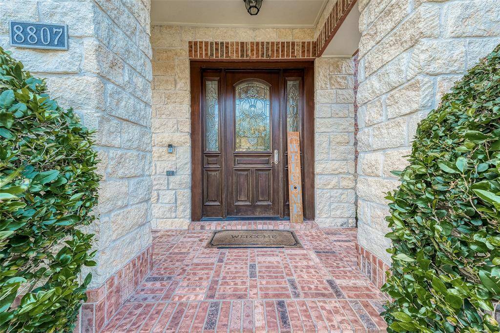 Front Door Porch area