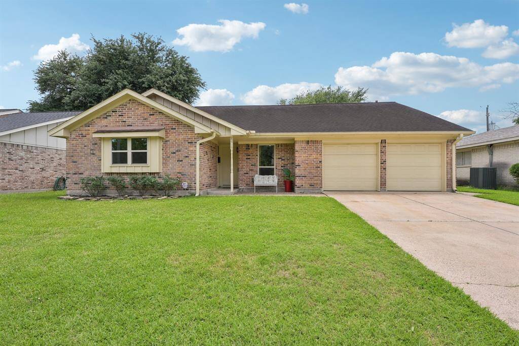 This updated ranch classic is ready for new owners.