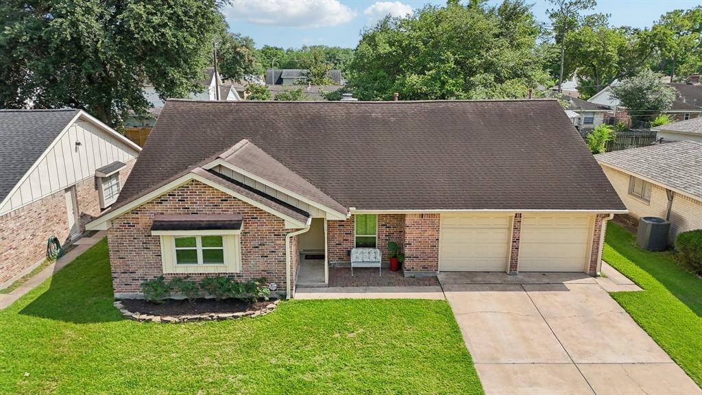 A picture-perfect home ready for you.