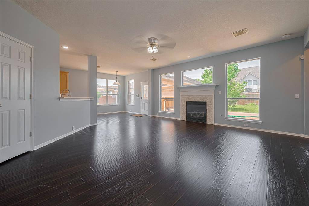 Family Room and Breakfast
