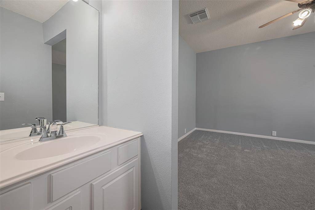 Fifth Bedroom's Sink