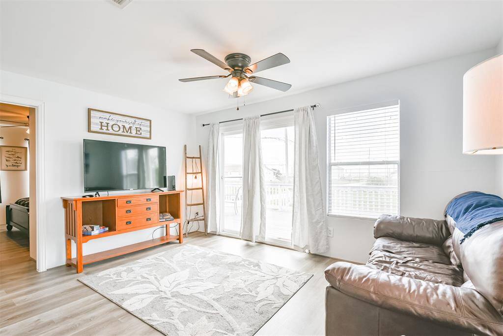 BEAUTIFUL AND SPACIOUS*