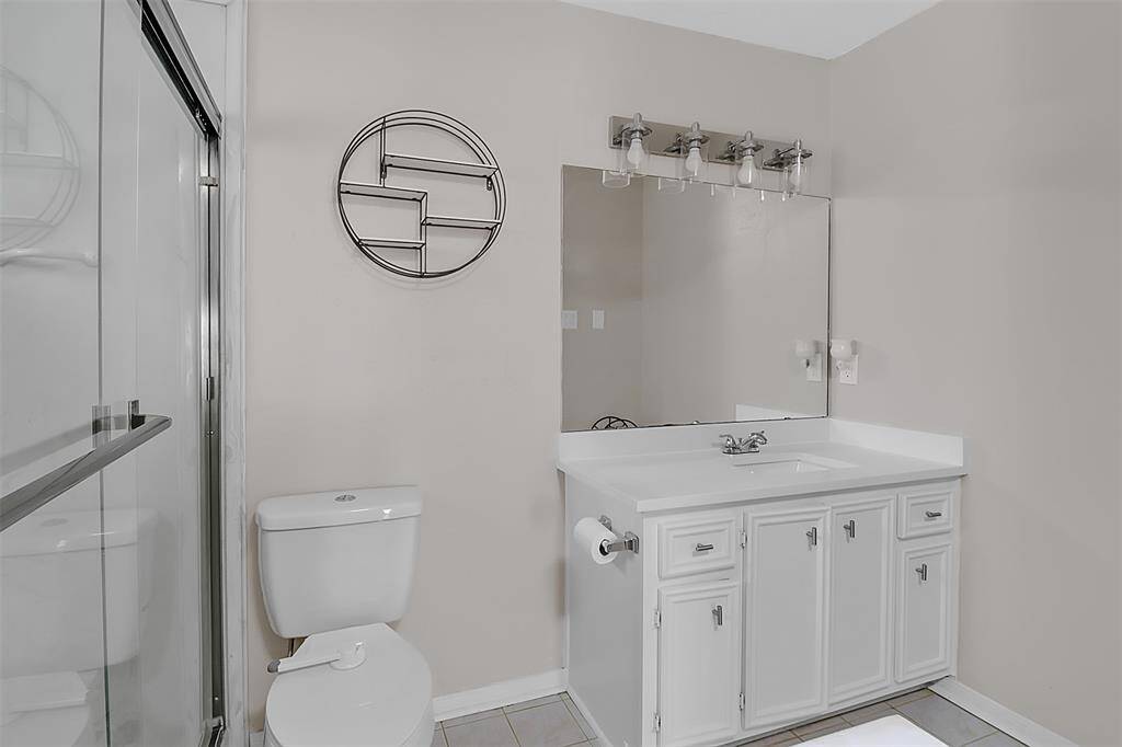 Primary Barthroom