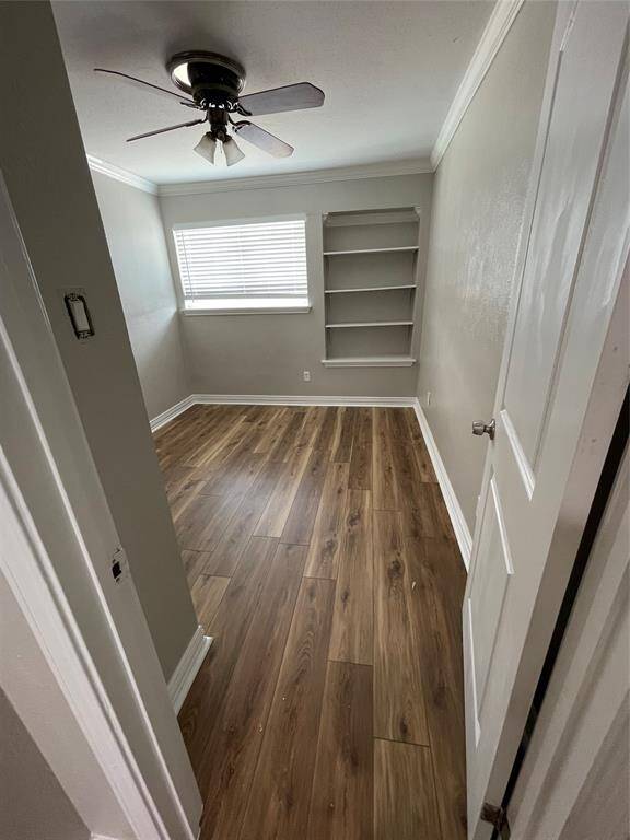 Secondary bedroom
