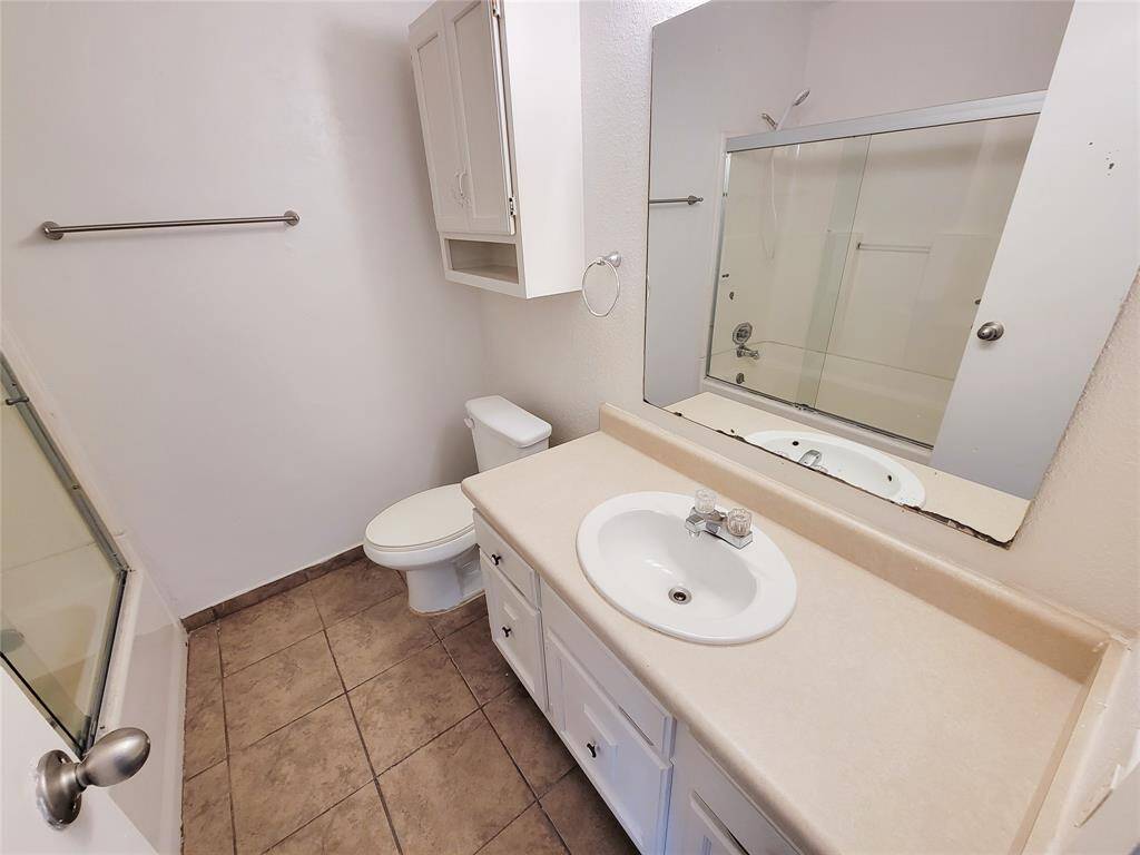 Two full bathrooms upstairs.