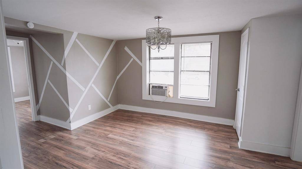 Unit B dining area