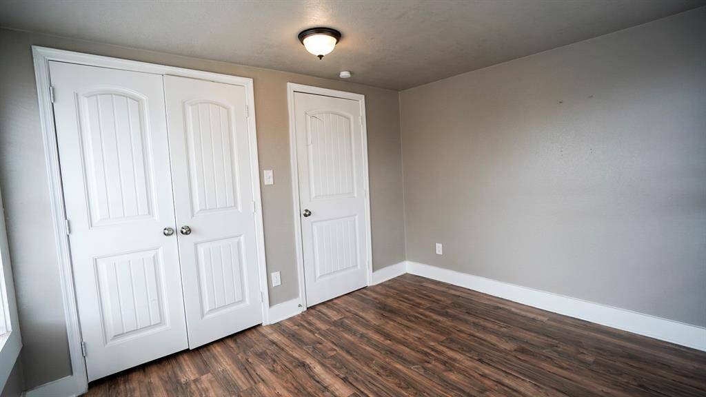 Unit B bedroom