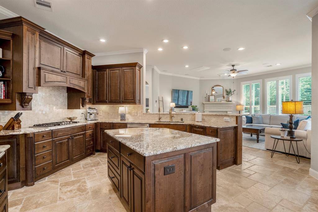 Perfect view of the living room, breakfast area and pool out the windows